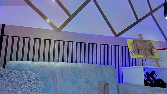 NinaInk online show from April 2026 11:37:01 AM