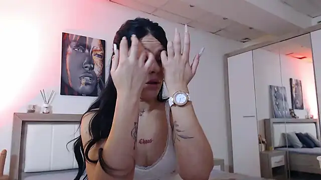 LaylaCruzRose online show from December 2024 07:50:01 AM