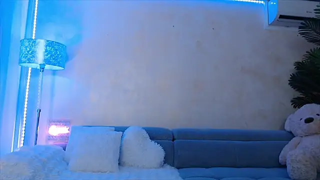 LaylaCruzRose online show from March 2026 06:19:02 AM