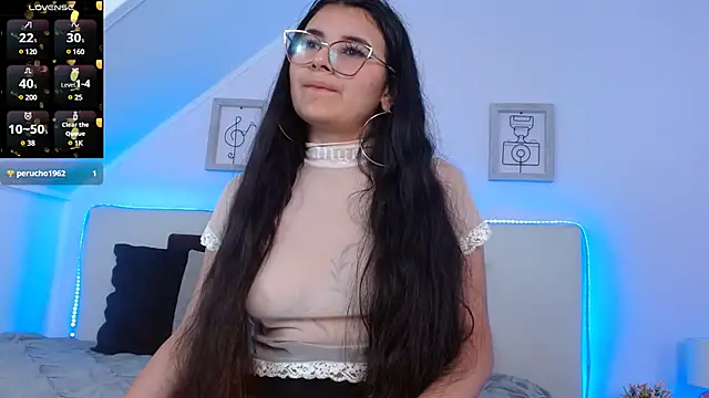 Snapshot of Tifanny_grey chatting on January 2025 08:43:02 PM Tifanny grey online show from January 2025 08:43:02 PM