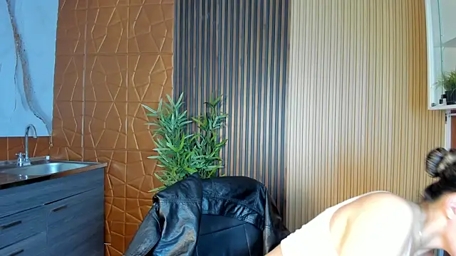 Alessia Taylorr online show from March 2025 11:10:02 AM