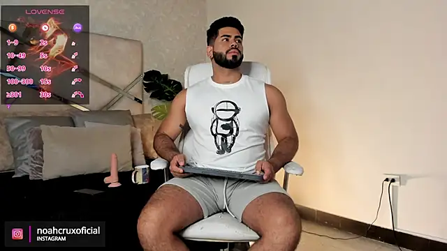 Snapshot of noah_crux chatting on February 2025 12:18:02 PM noah crux online show from February 2025 12:18:02 PM