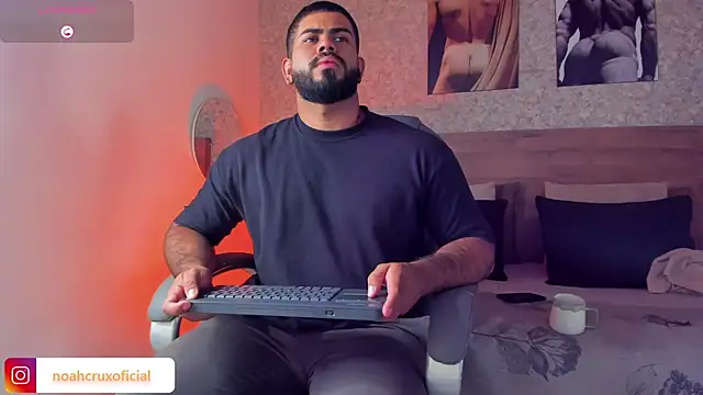 noah crux online show from October 2025 08:29:01 PM