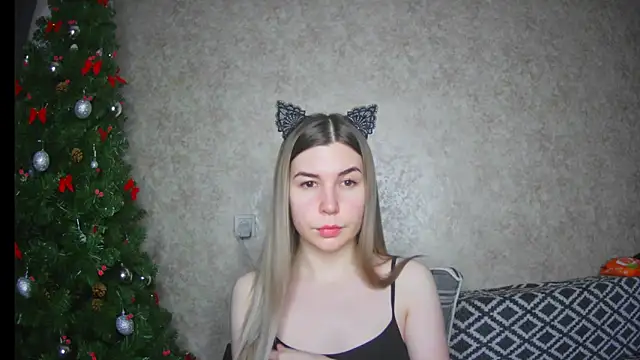 ElllaNuar online show from January 2025 08:11:02 AM