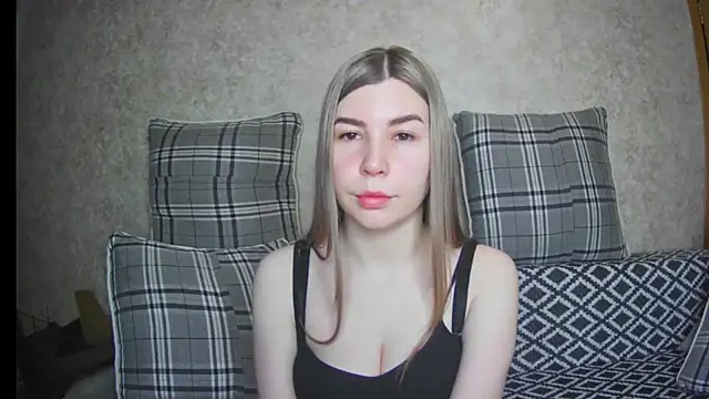 ElllaNuar online show from March 2025 01:48:01 AM