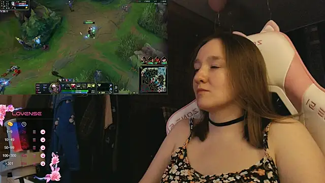 MoonlishSiren online show from January 2026 09:31:02 PM