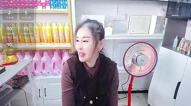 Snapshot of Eva_999 chatting on December 2024 02:24:01 AM Eva 999 online show from December 2024 02:24:01 AM