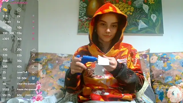 Sophie Bell online show from December 2024 10:41:02 PM