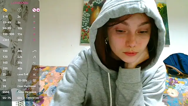 Sophie Bell online show from February 2025 10:42:01 PM