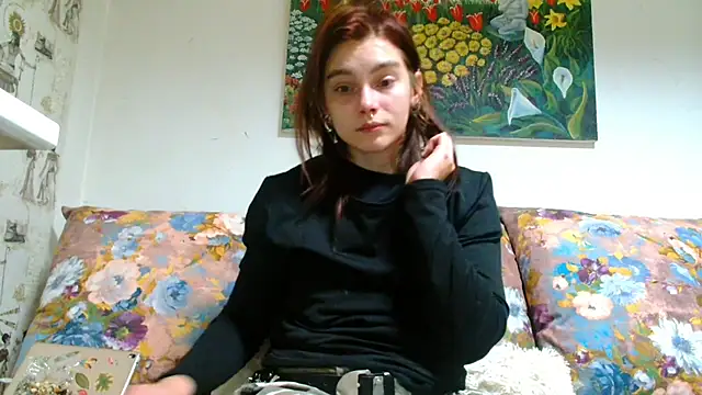 Sophie Bell online show from February 2025 05:31:01 PM