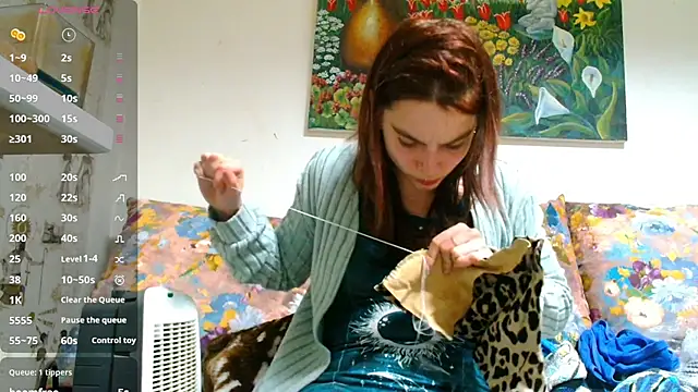 Sophie Bell online show from March 2025 05:17:02 PM