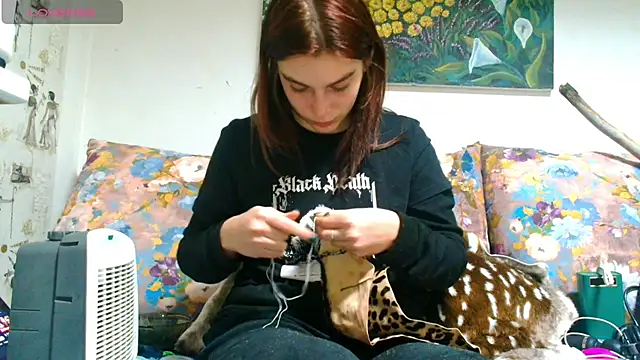 Sophie Bell online show from March 2025 07:34:02 PM