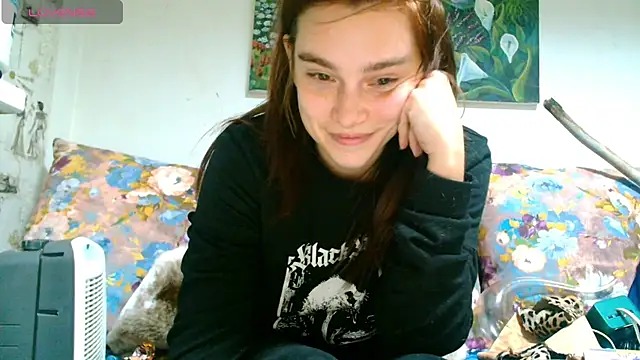Sophie Bell online show from March 2025 05:48:02 PM