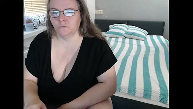 Sweetboobs online show from December 2025 10:35:02 AM