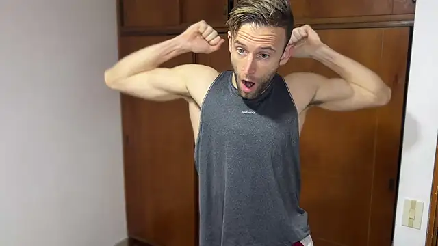 aquilesmade online show from December 2024 03:37:02 PM