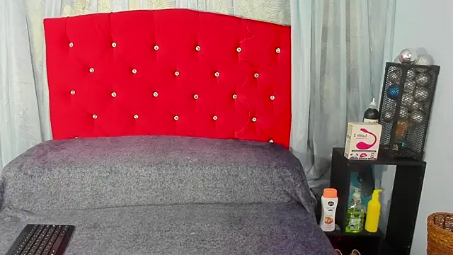 Snapshot of Cumming_Tiffani chatting on March 2025 12:30:02 PM Cumming Tiffani online show from March 2025 12:30:02 PM