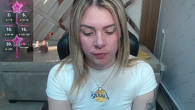 Paula b  online show from July 2026 12:55:01 PM