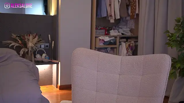 LexieLoree online show from March 2026 03:12:01 AM