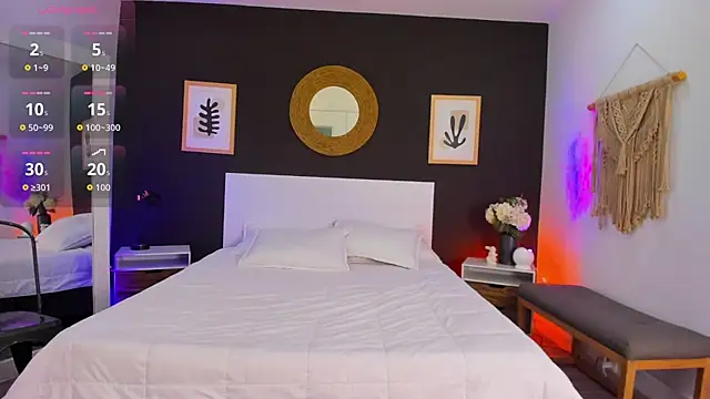 VioletPaket online show from March 2026 12:38:01 PM