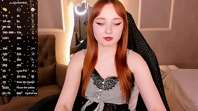 Emma Chery online show from March 2025 12:12:01 PM