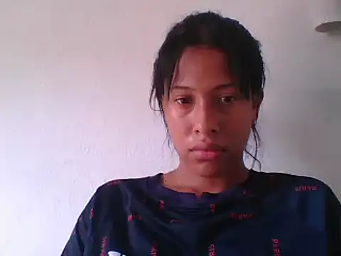 Kitra New online show from December 2024 05:54:02 PM