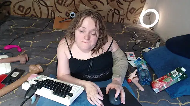 Snapshot of MiniNatalie chatting on February 2025 09:44:02 AM MiniNatalie online show from February 2025 09:44:02 AM