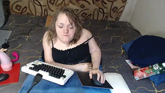 Snapshot of MiniNatalie chatting on February 2025 06:56:02 PM MiniNatalie online show from February 2025 06:56:02 PM
