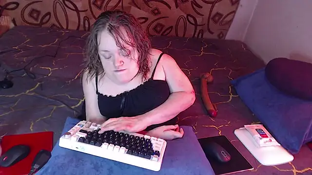 Snapshot of MiniNatalie chatting on February 2025 08:49:02 AM MiniNatalie online show from February 2025 08:49:02 AM