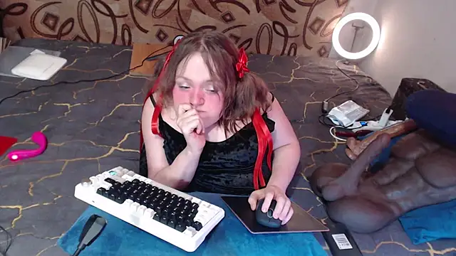 Snapshot of MiniNatalie chatting on March 2025 09:50:01 AM MiniNatalie online show from March 2025 09:50:01 AM