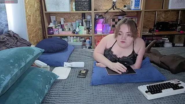 MiniNatalie online show from March 2026 10:10:01 AM