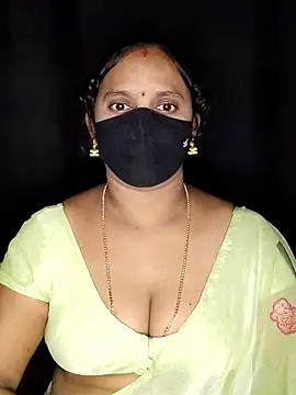 vintage-vibs online show from April 2026 06:27:02 PM