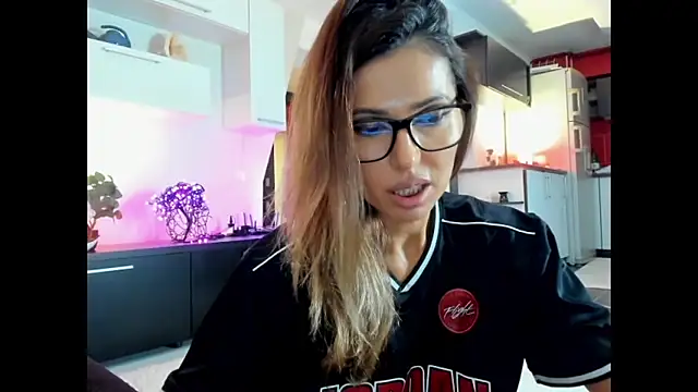 MissSmiley26 online show from October 2025 09:25:02 PM