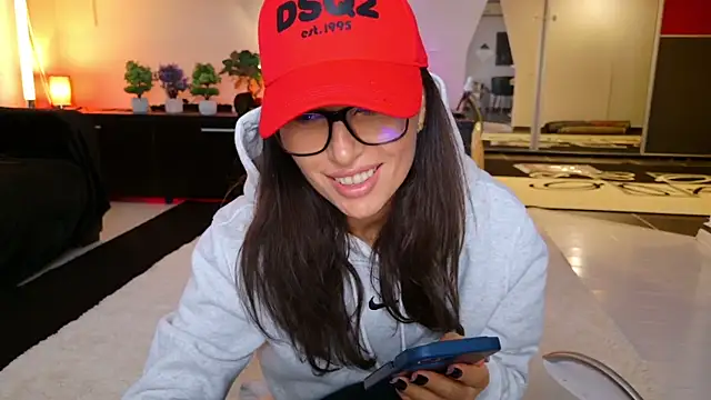 MissSmiley26 online show from November 2025 01:04:02 PM