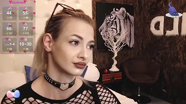 Snapshot of PinkySparks chatting on February 2025 08:22:02 PM PinkySparks online show from February 2025 08:22:02 PM