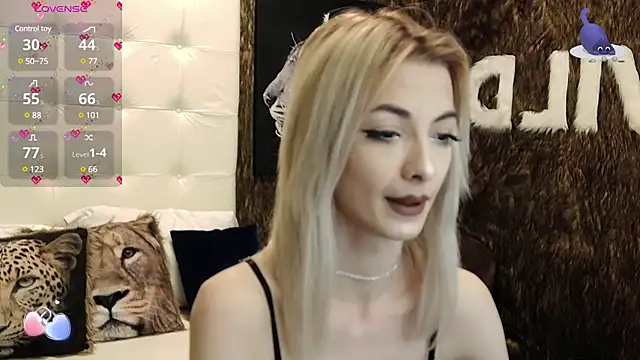 Snapshot of PinkySparks chatting on March 2025 07:49:02 PM PinkySparks online show from March 2025 07:49:02 PM