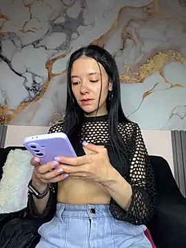 Isabella 21x online show from September 2025 12:31:02 PM