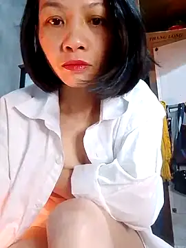 Aninyin22 online show from February 2025 11:04:02 PM