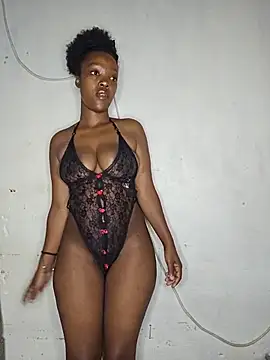 Snapshot of curvysexybody chatting on June 2026 01:14:02 AM curvysexybody online show from June 2026 01:14:02 AM