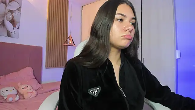 mia nevaeh online show from October 2025 08:42:02 PM