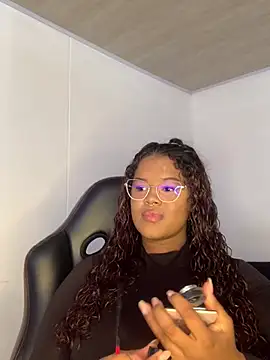 antonella 19x online show from December 2024 09:35:01 PM