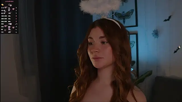 Freckle Diyana online show from October 2025 04:08:02 PM