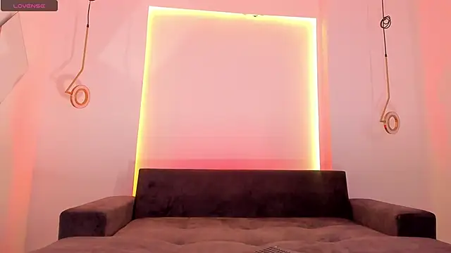 tinymoon- online show from December 2024 02:17:02 PM