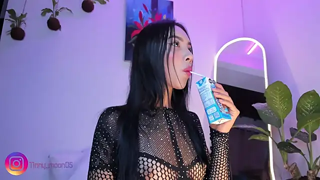 tinymoon- online show from March 2025 11:22:02 PM