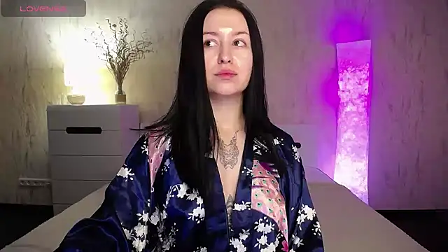 VioletCatt online show from December 2024 06:31:02 AM