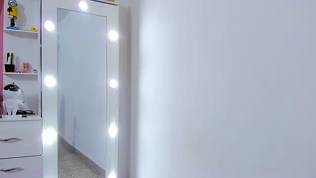  noahjones online show from January 2025 05:31:01 AM