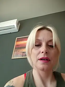 Snapshot of MySweetcum69 chatting on October 2025 11:07:02 AM MySweetcum69 online show from October 2025 11:07:02 AM