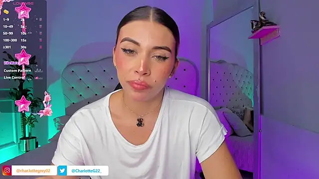 Snapshot of charlotte__grey chatting on January 2025 07:07:02 PM charlotte grey online show from January 2025 07:07:02 PM