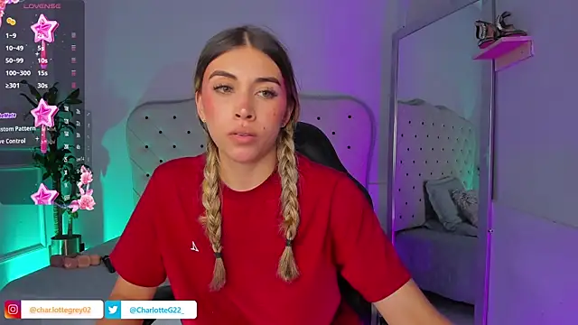 Snapshot of charlotte__grey chatting on January 2025 07:34:02 PM charlotte grey online show from January 2025 07:34:02 PM