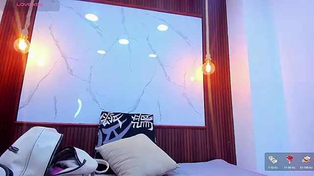 Mia thompson 19 online show from March 2026 08:27:02 PM