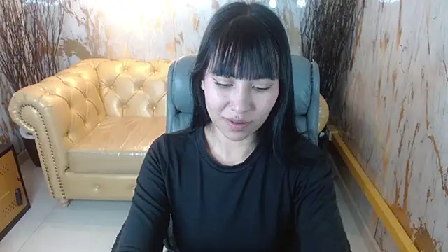 marilin a online show from December 2024 05:44:01 PM